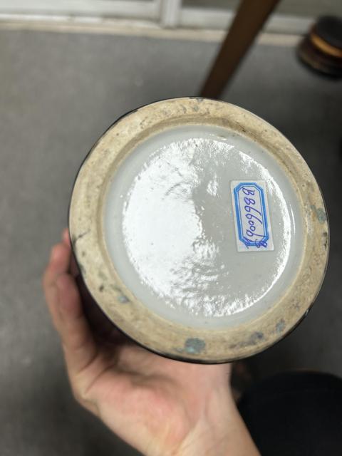 古玩陶瓷烏金釉觀音瓶真品鑒賞圖
