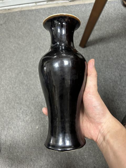 古玩陶瓷烏金釉觀音瓶真品鑒賞圖