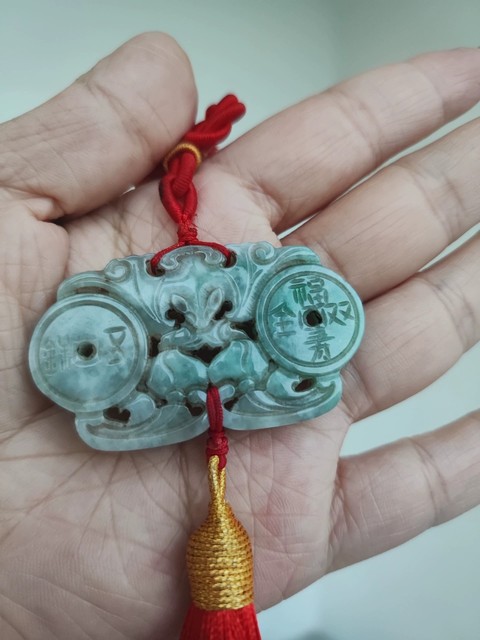 古玩玉器翡翠福壽雙全題材掛件真品鑒賞圖