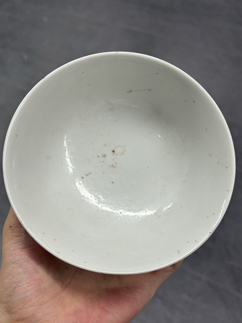 古玩陶瓷折枝花卉紋青花碗真品鑒賞圖