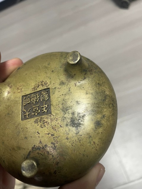 古玩銅器爐子真品鑒賞圖