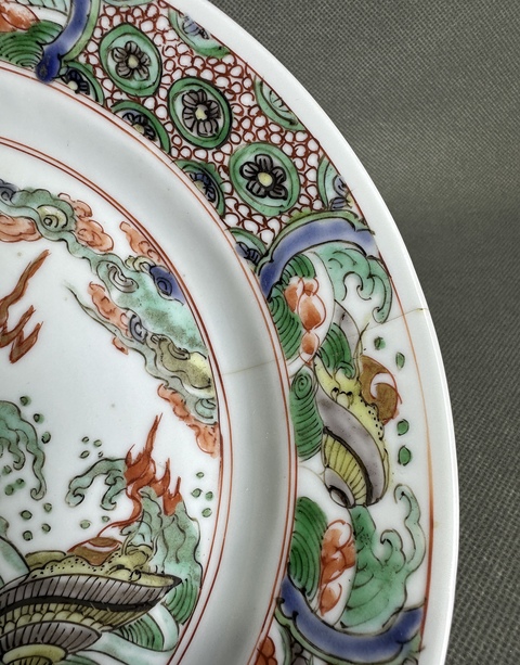 古玩陶瓷五彩盤真品鑒賞圖