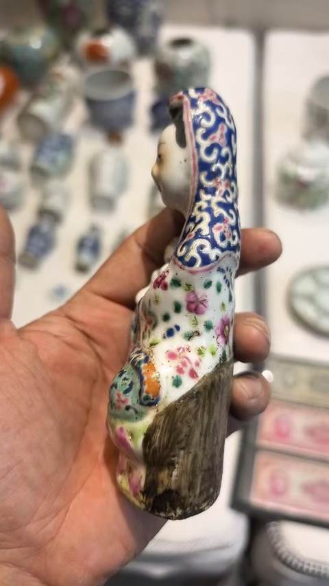 古玩陶瓷粉彩觀音真品鑒賞圖