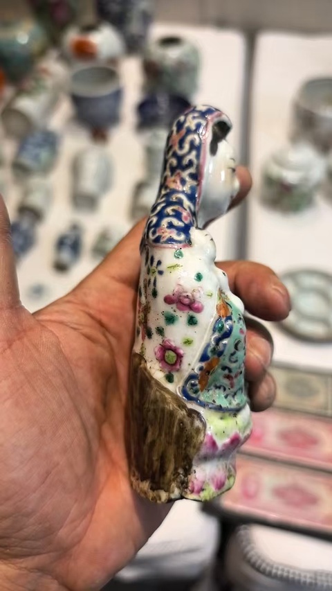 古玩陶瓷粉彩觀音真品鑒賞圖