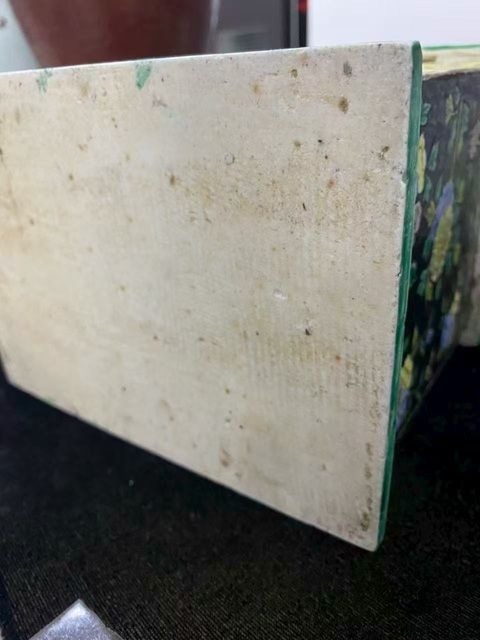 古玩陶瓷素三彩獅子真品鑒賞圖