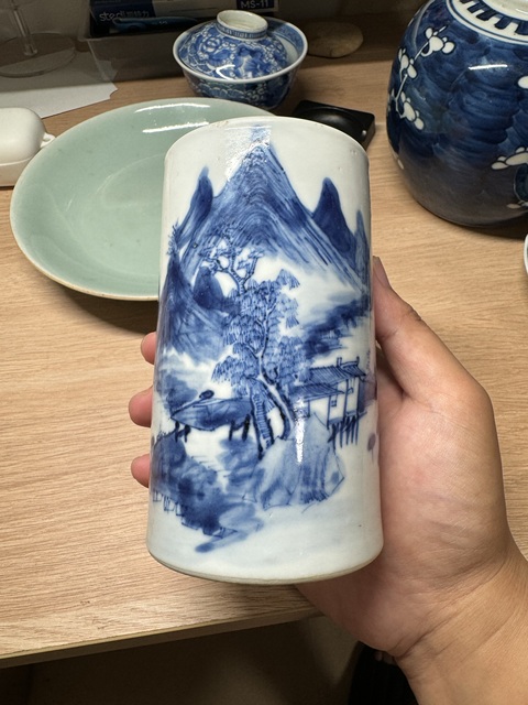 古玩陶瓷青花筆筒真品鑒賞圖