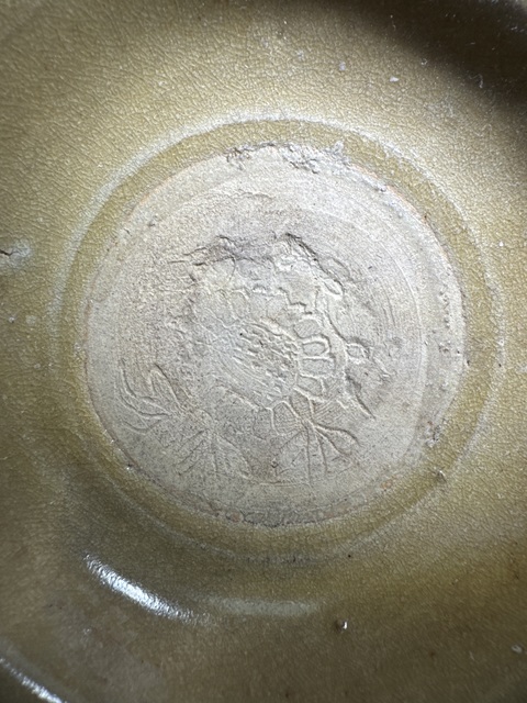 古玩陶瓷龍泉青瓷花卉紋盤真品鑒賞圖