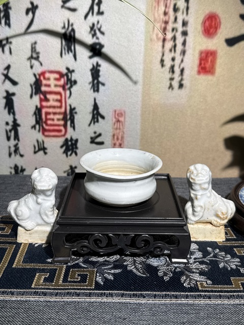 古玩陶瓷德化白瓷三貢真品鑒賞圖