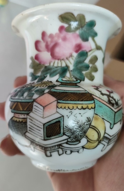 古玩陶瓷淺降彩博古紋渣斗真品鑒賞圖