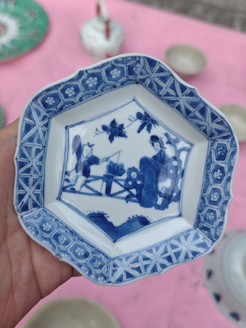 古玩陶瓷康熙青花小碟真品鑒賞圖