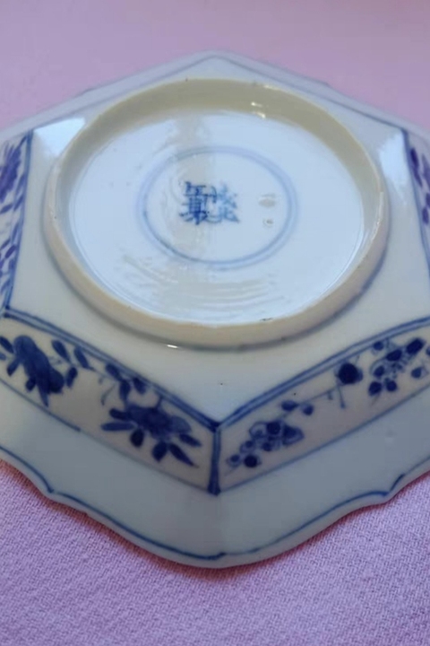 古玩陶瓷康熙青花小碟真品鑒賞圖