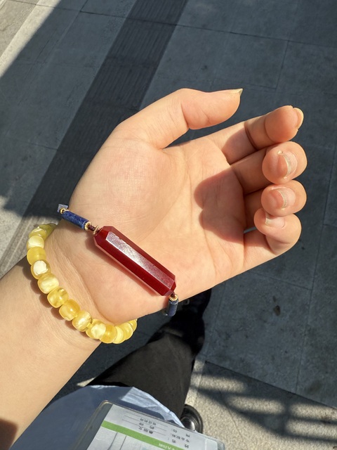 古玩玉器紅瑪瑙多棱珠真品鑒賞圖