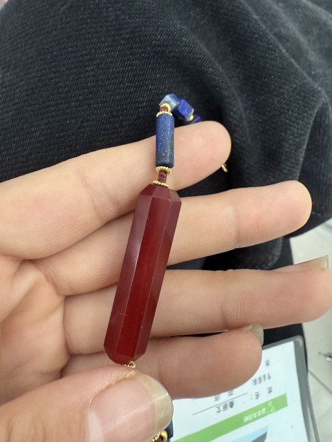 古玩玉器紅瑪瑙多棱珠真品鑒賞圖