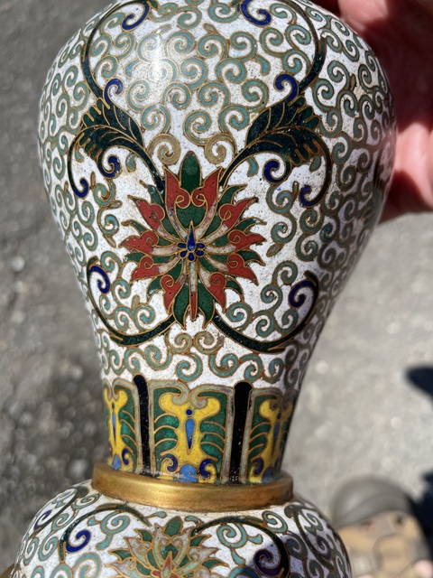 古玩銅器景泰藍瓶真品鑒賞圖