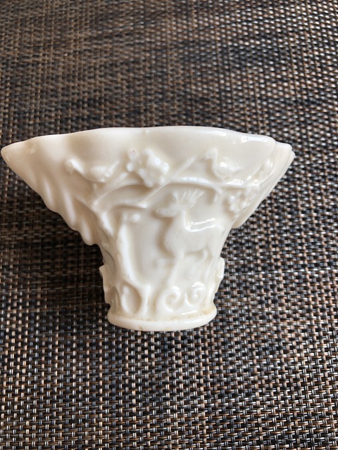 古玩陶瓷德化窯白釉杯真品鑒賞圖
