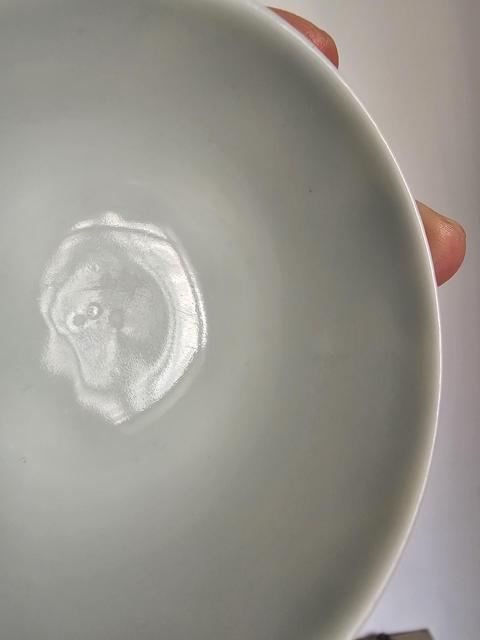 古玩陶瓷蓮池游禽滿池嬌青花杯真品鑒賞圖