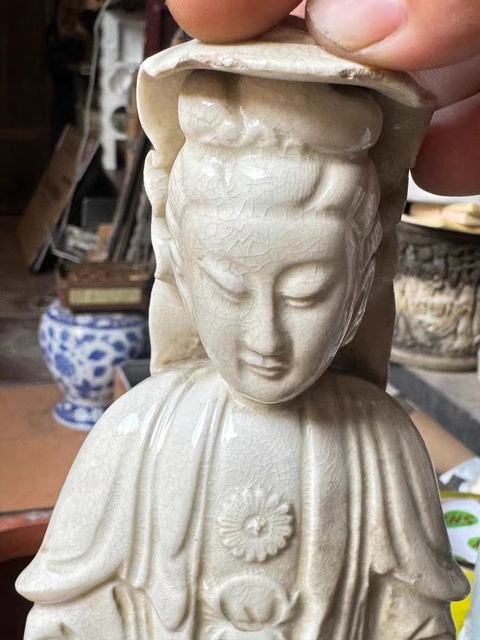 古玩陶瓷漳州窯哥釉觀音菩薩造像真品鑒賞圖
