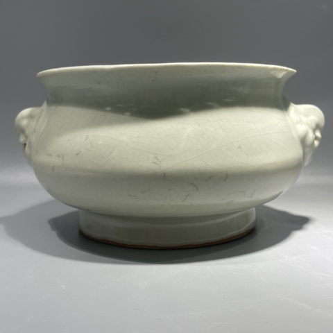 古玩陶瓷龍泉哥釉獅耳爐真品鑒賞圖