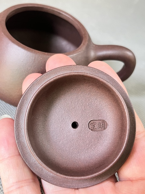 古玩雜項(xiàng)紫砂壺拍賣,當(dāng)前價(jià)格1480元