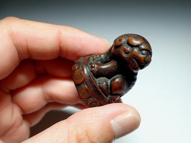 古玩雜項竹刻小獸真品鑒賞圖