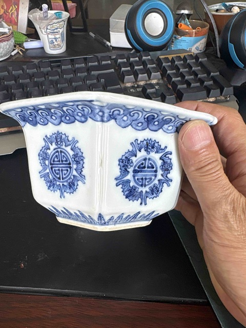 古玩陶瓷青花福壽紋六方花盆真品鑒賞圖
