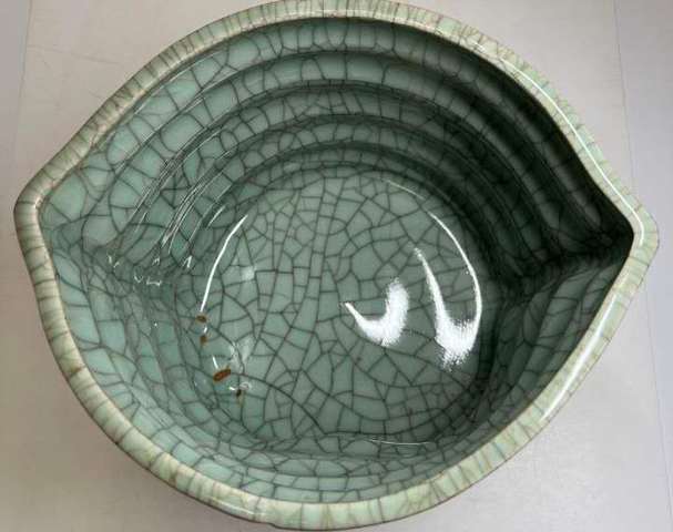 古玩陶瓷綠哥釉水洗真品鑒賞圖