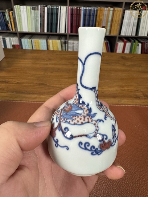 古玩陶瓷民國 青花釉里紅瓶真品鑒賞圖