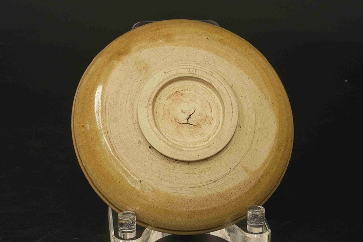 古玩陶瓷青釉印花盤真品鑒賞圖