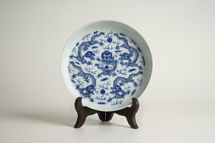 古玩陶瓷清晚期·青花五龍鬧海紋鏜鑼洗真品鑒賞圖