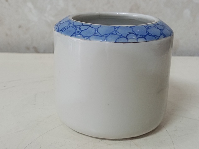 古玩陶瓷魚藻紋水盂真品鑒賞圖