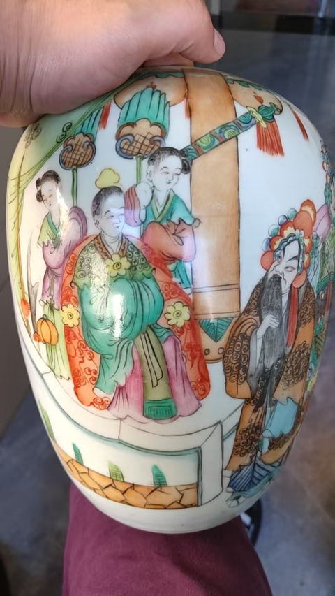 古玩陶瓷人物紋冬瓜罐真品鑒賞圖