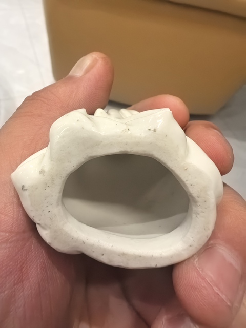 古玩陶瓷白釉人物塑像真品鑒賞圖
