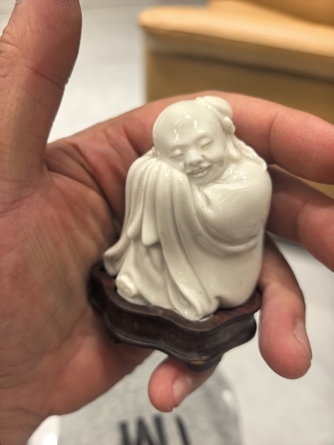 古玩陶瓷白釉人物塑像真品鑒賞圖