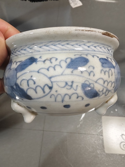 古玩陶瓷青花花卉爐拍賣，當前價格288元