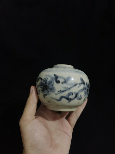 古玩陶瓷明早期青花花卉紋罐拍賣,當前價格1100元