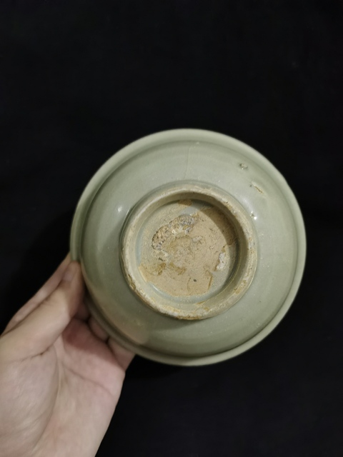 古玩陶瓷龍泉青瓷茶碗真品鑒賞圖