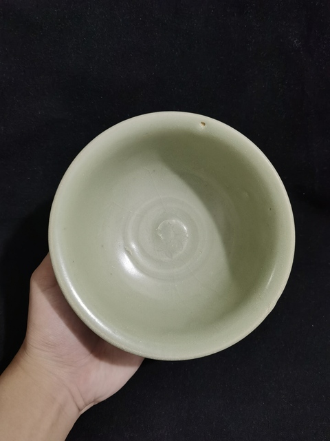 古玩陶瓷龍泉青瓷茶碗真品鑒賞圖