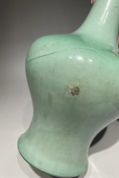 古玩陶瓷清代翠青釉蒜頭瓶真品鑒賞圖