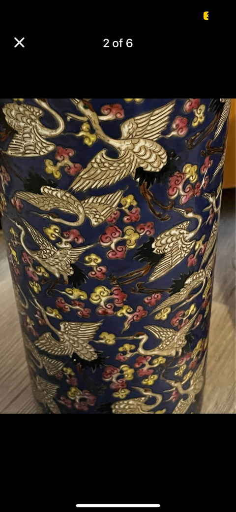 古玩陶瓷藍(lán)地粉彩云鶴紋帽筒真品鑒賞圖