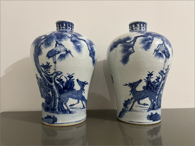 古玩陶瓷花鳥紋青花梅瓶真品鑒賞圖