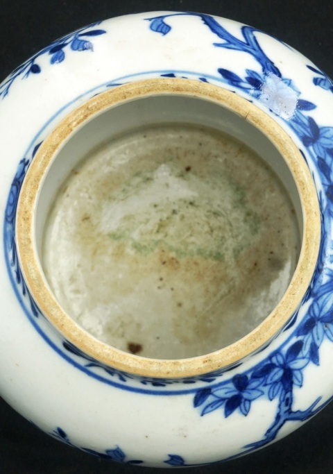 古玩陶瓷青花花鳥紋蓋罐真品鑒賞圖