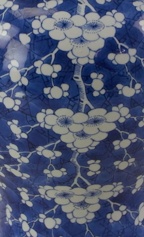 古玩陶瓷青花梅花紋將軍罐真品鑒賞圖