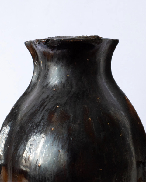 古玩陶瓷清代中晚期鐵銹釉瓶真品鑒賞圖