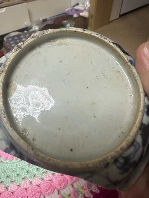 古玩陶瓷正德樹石欄桿青花盤標本真品鑒賞圖