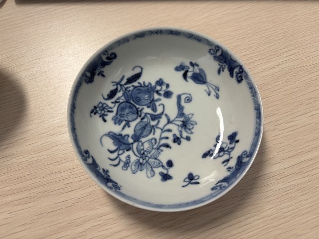 古玩陶瓷雍正青花杯碟真品鑒賞圖