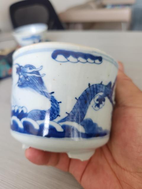 古玩陶瓷清晚期 青花雙龍戲珠香爐真品鑒賞圖