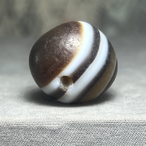 古玩玉器仿鑲蝕紅玉髓管珠真品鑒賞圖