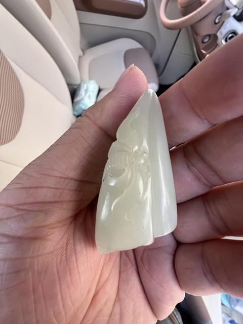 古玩玉器和田玉雕“蓮蓬”把件真品鑒賞圖