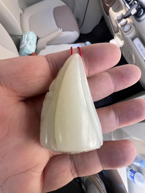 古玩玉器和田玉雕“蓮蓬”把件真品鑒賞圖