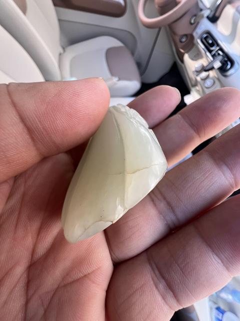 古玩玉器和田玉雕“蓮蓬”把件真品鑒賞圖